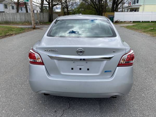 2013 Nissan Altima 2 5 S 4dr Sedan, 1 OWNER, 90 DAY WARRANTY! for sale in LOWELL, CT – photo 4