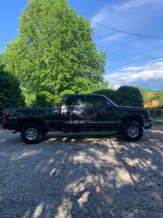 2003 Chevrolet 3/4 ton truck - - by dealer - vehicle for sale in Clemmons, NC – photo 5