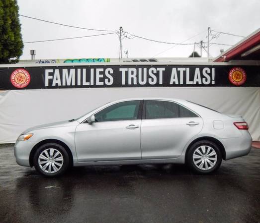 2009 Toyota Camry LE Sedan - cars & trucks - by dealer - vehicle... for sale in Portland, OR – photo 2