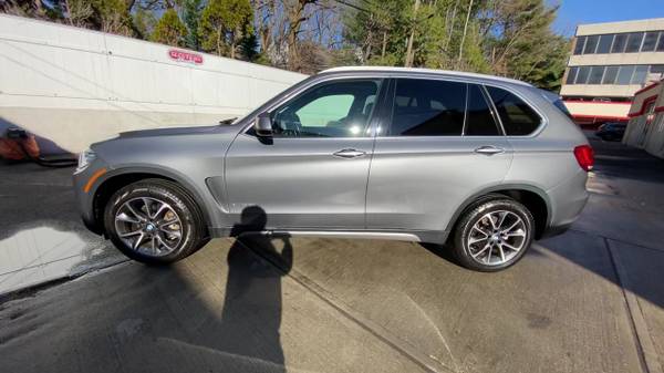 2018 BMW X5 xDrive35i - - by dealer - vehicle for sale in Great Neck, NY – photo 11