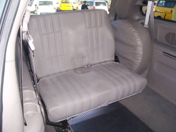 2003 Chrysler Town & Country Limited Wheelchair Handicap Mobility... for sale in Phoenix, AZ – photo 11