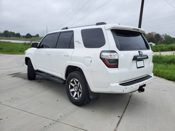 2017 Toyota 4runner - - by dealer - vehicle automotive for sale in Tahlequah, OK – photo 3