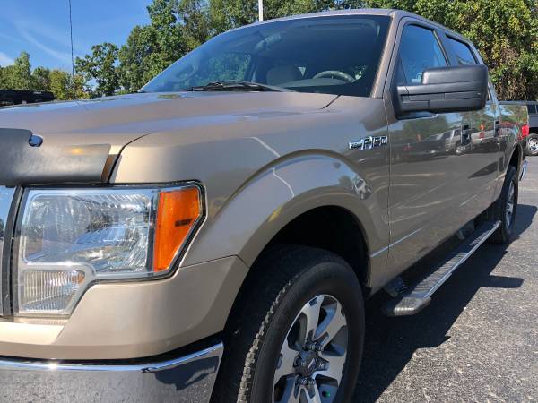 Clean Carfax! 2012 Ford F-150 4x4! Supercrew! One Owner! for sale in Ortonville, MI – photo 9