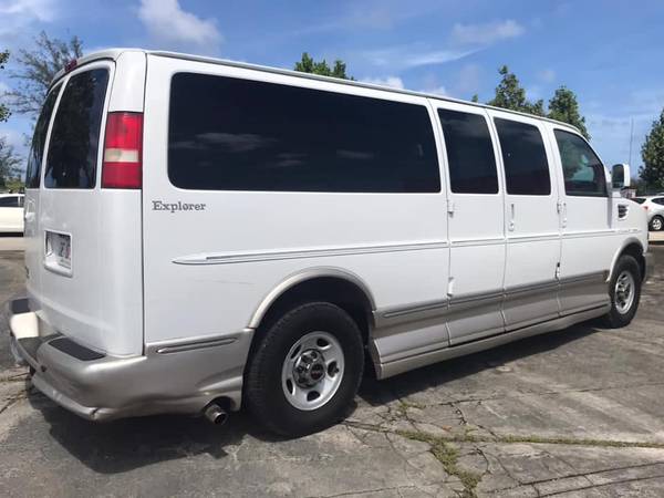 ♛ ♛ 2009 Chevrolet Express 2500 ♛ ♛ - cars & trucks - by dealer for sale in Other, Other – photo 4