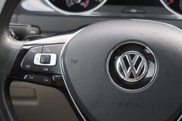 2018 Volkswagen VW Golf TSI SE 4-Door - cars & trucks - by dealer -... for sale in Indianapolis, IN – photo 23
