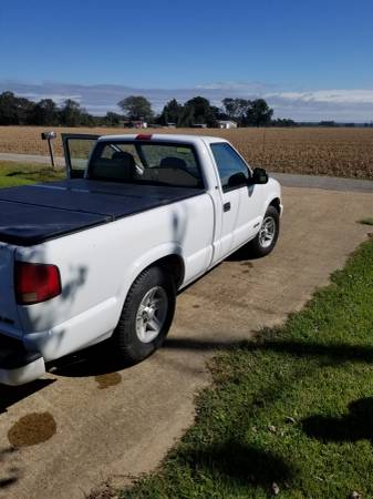 1998 S 10 CHEVY for sale in Greenwood, MS – photo 2