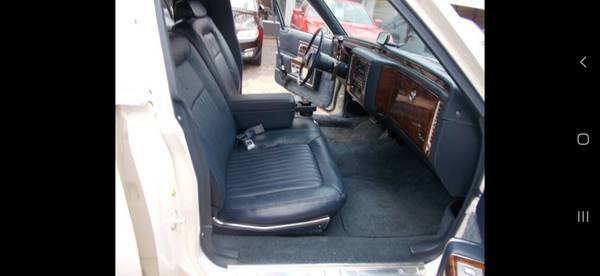 1-owner Like New Cadillac Fleetwood Brougham Limousine Only 19k for sale in Cabot, AR – photo 14