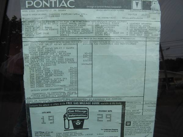 1988 Pontiac Bonneville SE stunning - cars & trucks - by dealer -... for sale in Upton, MA – photo 18