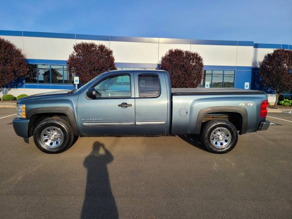 2010 Chevy Silverado LS Extended Cab 4X4 170K Solid Truck! - cars & for sale in North Haven, CT – photo 3