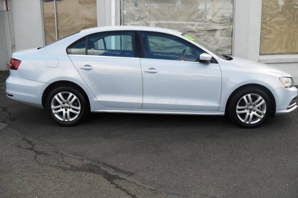 2017 Volkswagon Jetta - cars & trucks - by owner - vehicle... for sale in Woodburn, OR – photo 6