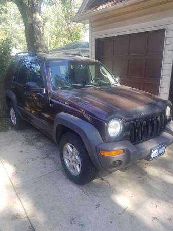 Jeep liberty 2004 for sale in Terre Haute, IN