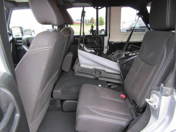 2015 Jeep Wrangler Unlimited/4WD 4dr Sahara - - by for sale in New Glarus, WI – photo 12