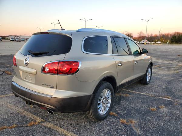 2011 Buick Enclave CXL - cars & trucks - by dealer - vehicle... for sale in Fort Atkinson, WI – photo 5
