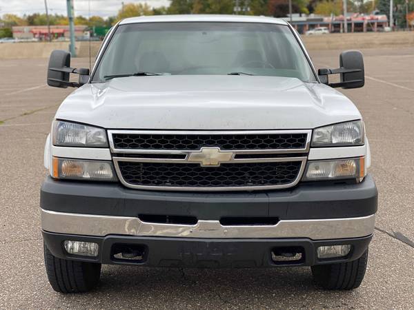 2006 Chevy Crew 3500 Duramax 2 Owner Longbox! Low as $1500 DN Delivers for sale in Colombia Heights, WI – photo 2