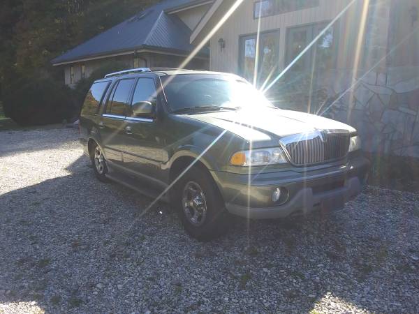 2001 Lincoln Navigator for sale in Asheville, NC – photo 2