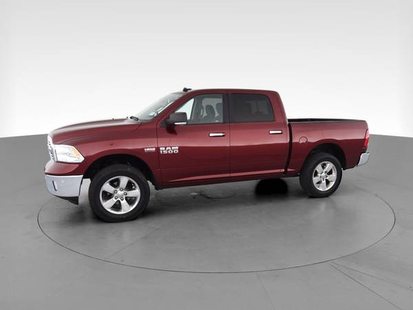 2017 Ram 1500 Crew Cab SLT Pickup 4D 5 1/2 ft pickup Red - FINANCE -... for sale in Chicago, IL – photo 4