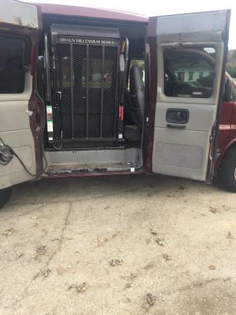 ‘96 2500 Series Express Chevy Van w/ Wheelchair Lift - cars & trucks... for sale in Corbin, KY – photo 2