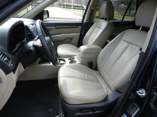 2010 Hyundai Santa Fe Limited Southern Owned & Loaded 197 Month for sale in Carmel, IN – photo 17