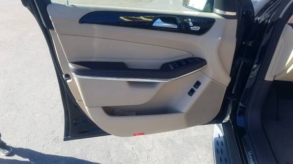 Loaded!! 1-owner! 2017 Mercedes-Benz GLS550! - cars & trucks - by... for sale in Alamogordo, NM – photo 21