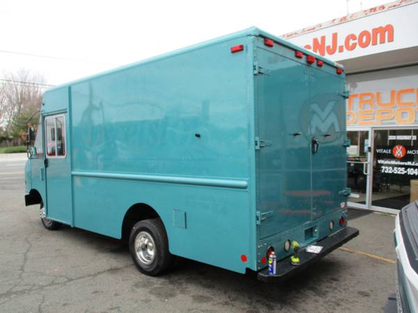 2013 Ford Econoline Commercial Chassis 12 FOOT STEP VAN, E-350 for sale in South Amboy, DE – photo 4