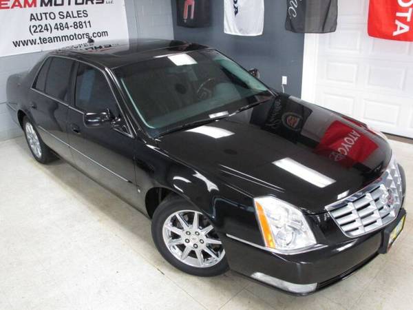 2010 Cadillac DTS *Luxury* *Guaranteed Approval* - cars & trucks -... for sale in East Dundee, WI – photo 3