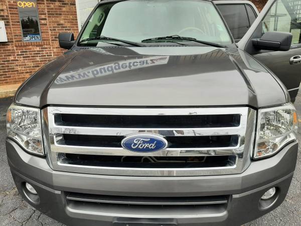 2011 Ford Expedition XLT VERY SHARP SUV - - by dealer for sale in Greenville, SC – photo 10