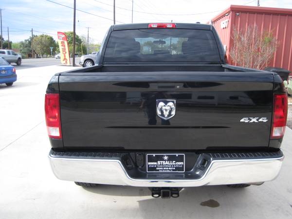 2012 Ram 1500 Crew Cab 4x4 - LOW MILES !!! for sale in New Braunfels, TX – photo 16