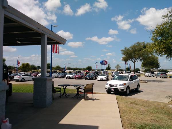 ACTIVE MILITARY / VETS / 1ST RESPONDENTS - NO CREDIT CHECK - 10% APR!! for sale in Georgetown, TX – photo 4