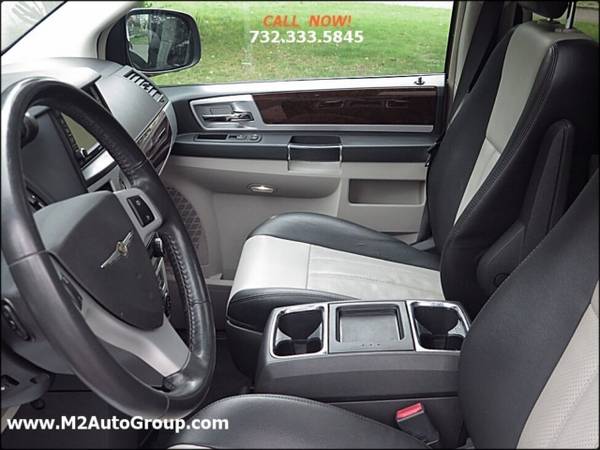 2010 Chrysler Town Country Touring Plus 4dr Mini Van for sale in East Brunswick, NJ – photo 17