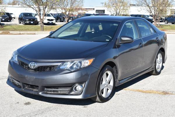 2014 Toyota Camry SE ***79K MILES ONLY*** - cars & trucks - by... for sale in Omaha, IA – photo 6