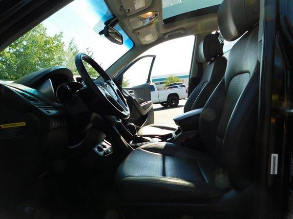2014 Hyundai Santa Fe SPORT 2.4L Premium Pkg / Tech Pkg / AWD / NEW... for sale in Portland, OR – photo 12