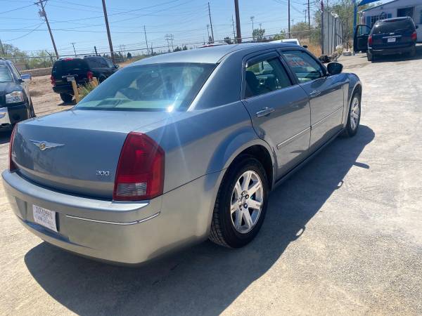 2006 Chrysler 300 touring - - by dealer - vehicle for sale in El Paso, TX – photo 2