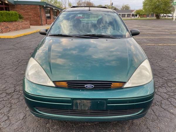 2001 Ford Focus Wagon SE - - by dealer - vehicle for sale in Columbus, OH – photo 3