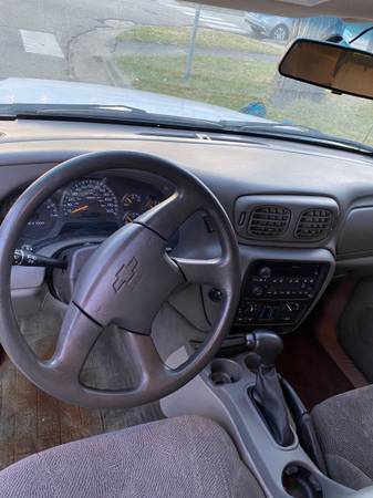 2004 Chevy Trailblazer LS for sale in Fargo, ND – photo 3