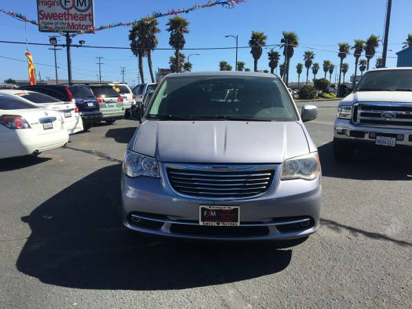 2014 Chrysler Town & Country Touring for sale in Eureka, CA – photo 3