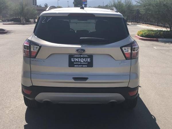 2018 Ford Escape SE FWD - cars & trucks - by dealer - vehicle... for sale in Corona, CA – photo 4