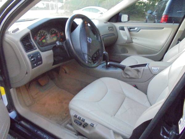 2006 Volvo S60 // 90 k Miles - cars & trucks - by owner - vehicle... for sale in Fox_Lake, IL – photo 5