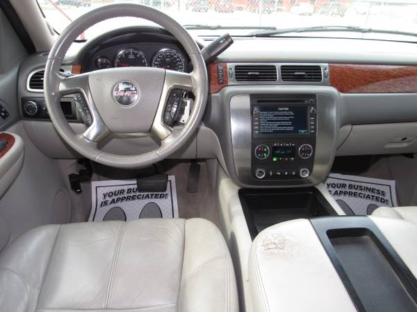 2007 GMC Yukon 2WD 1500 SLE - - by dealer - vehicle for sale in South Houston, TX – photo 13