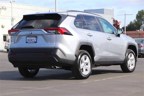 2019 Toyota RAV4 Hybrid AWD 4D Sport Utility/SUV LE - cars & for sale in Sunnyvale, CA – photo 3