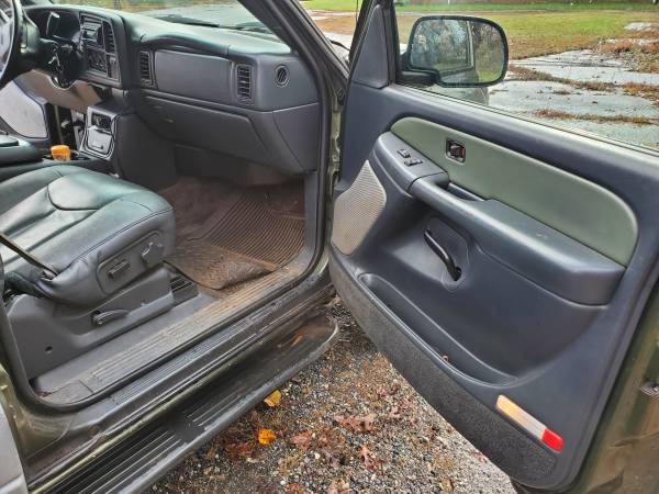 2002 Chevrolet Avalanche North Face Edition - cars & trucks - by... for sale in Valdese, NC – photo 10