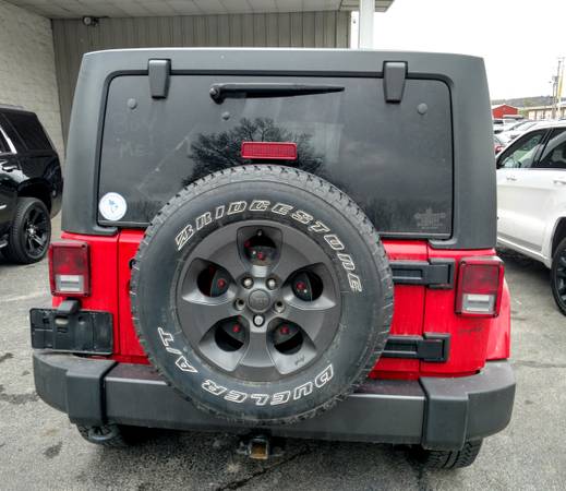 2017 Jeep Wrangler Unlimited Freedom Edition 4 4 for sale in Loves Park, IL – photo 3