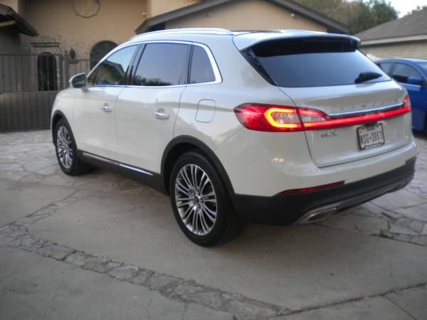 LINCOLN MKX RESERVE 2016 - cars & trucks - by owner - vehicle... for sale in Laredo, TX – photo 6