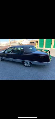 1996 Cadillac Fleetwood Brougham for sale in New Cumberland, PA – photo 6