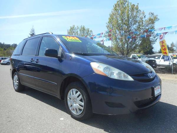 2006 TOYOTA SIENNA CE 7-Passenger 4dr Mini-Van for sale in Anderson, CA – photo 2