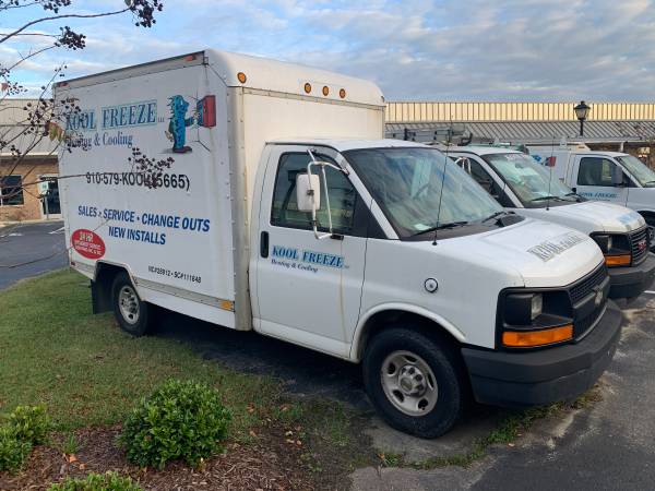2004 CHEVY BOX TRUCK - cars & trucks - by owner - vehicle automotive... for sale in Ocean Isle Beach, SC – photo 2