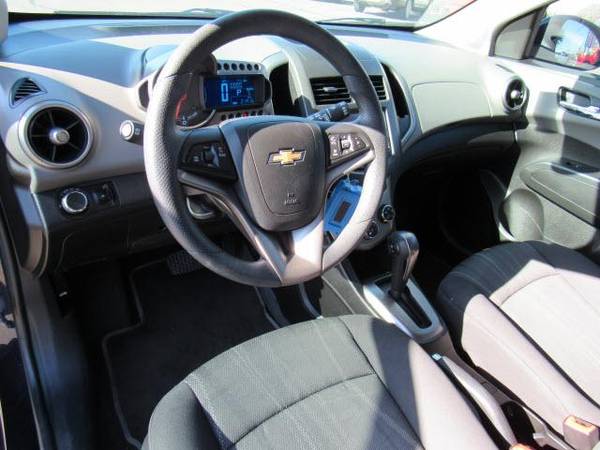 2015 Chevy Chevrolet Sonic LT hatchback Blue Velvet Metallic for sale in El Paso, TX – photo 9