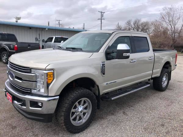2017 FORD SUPERDUTY LARIAT - - by dealer - vehicle for sale in Conrad, MT – photo 2