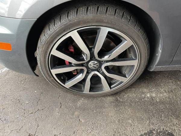 2013 Volkswagen GTI Base PZEV 4dr Hatchback 6A w/Sunroof and for sale in Ridgewood, NY – photo 5