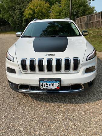 2017 Jeep Cherokee Limited 4X4 - cars & trucks - by dealer - vehicle... for sale in Eden Prairie, MN – photo 7
