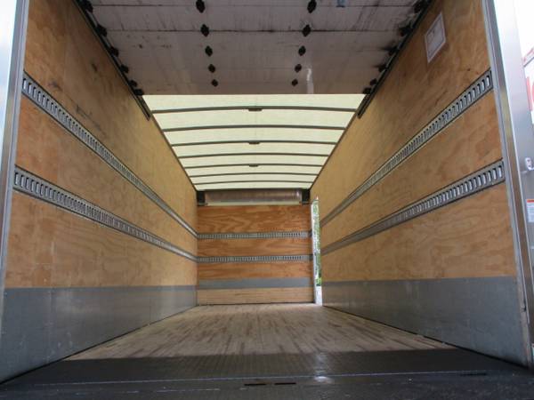 2014 Freightliner M2 106 Medium Duty 24 FOOT BOX TRUCK, CUMMINGS for sale in South Amboy, CT – photo 5